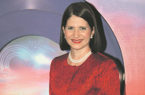 Suspenden comparecencia de ex primera dama por petición de defensores