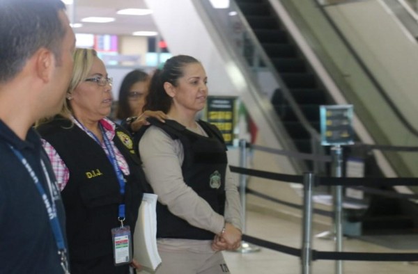 Mexicana Wendy Larrañaga vinculada a narcotráfico es extraditada a Panamá