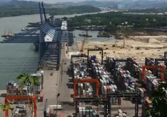 Canal de Panamá actualiza requisitos para concesión de terminales de contenedores de Corozal y Telfers