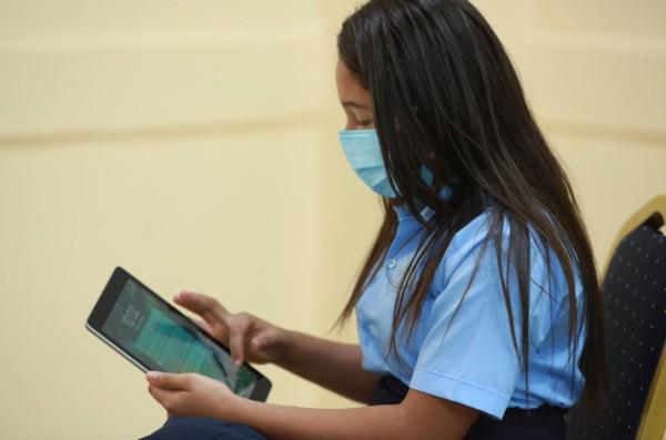 Celulares en el aula, ¿con límites?