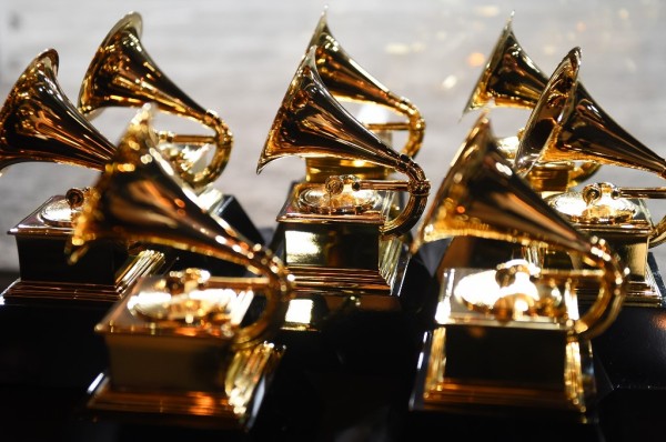 Jefa de los Grammys suspendida a pocos días de la gala