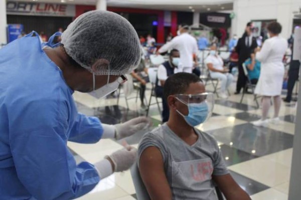 CSS prevé aplicar 15,000 dosis de vacunas AstraZeneca en Arraiján