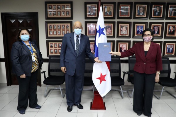 Panamá firma un nuevo préstamo con el BID por $400 millones