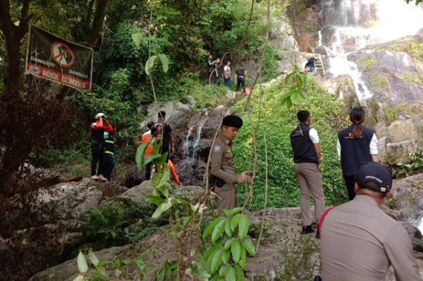 Un turista francés muere al hacerse una selfi en una cascada en Tailandia