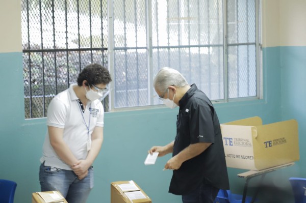 Panameñistas realizan elecciones para escoger a sus convencionales y delegados