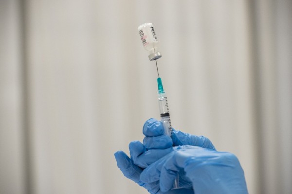 EEUU dice que donó más de 100 millones de dosis de vacunas anticovid al mundo