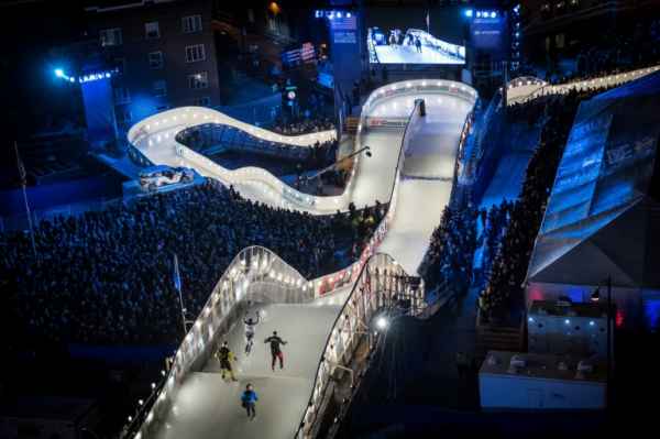 El descenso extremo sobre hielo, el deporte de invierno del futuro