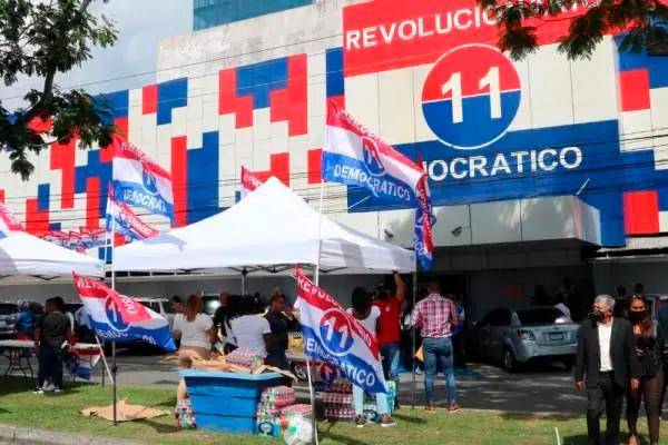 Balbina Herrera reconoce fractura interna del PRD