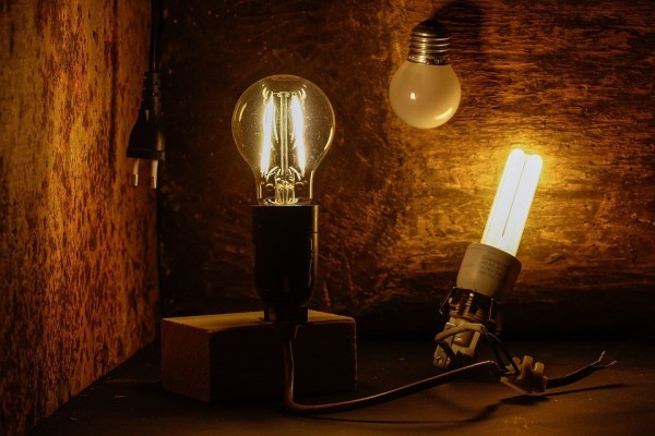 Avanza construcción de planta eléctrica