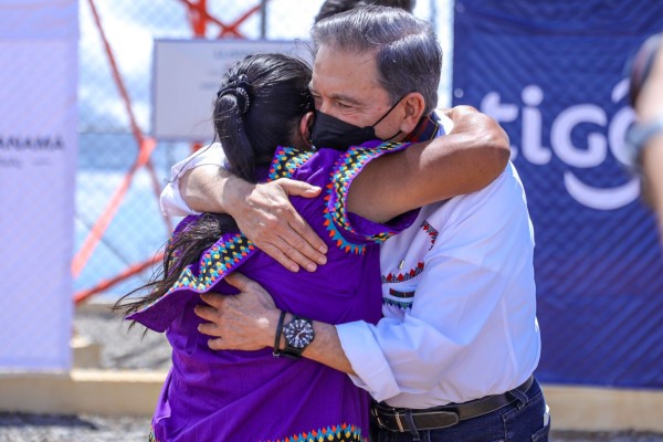 Cortizo sanciona ley que crea la universidad para los pueblos originarios