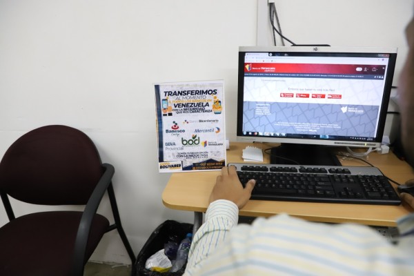 Autoridades inspeccionan casas de remesas ilegales