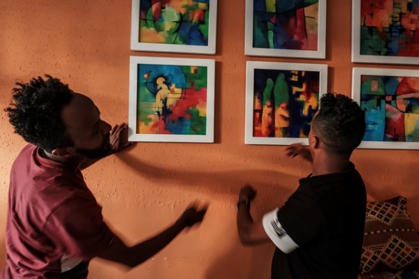 Gracias a la paz, artistas eritreos despegan en Etiopía