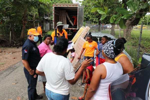 Sinaproc contabiliza 21 viviendas afectadas por inundaciones en La Guaira y Juan Gallegos