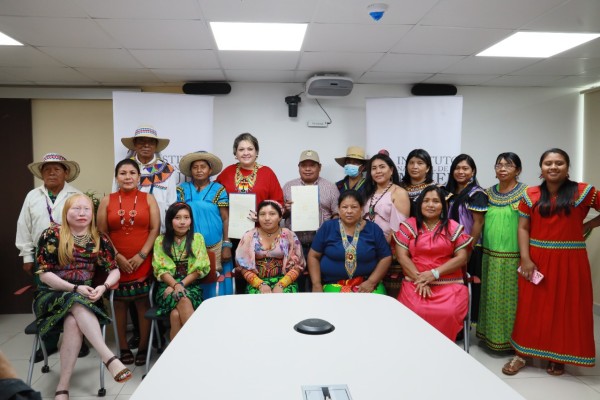 INAMU y COONAPIP firman memorándum de entendimiento en beneficio de las mujeres