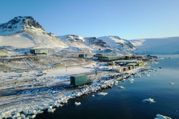 Temperaturas antárticas son preocupantes, por acción humana o no, dice biofísico brasileño