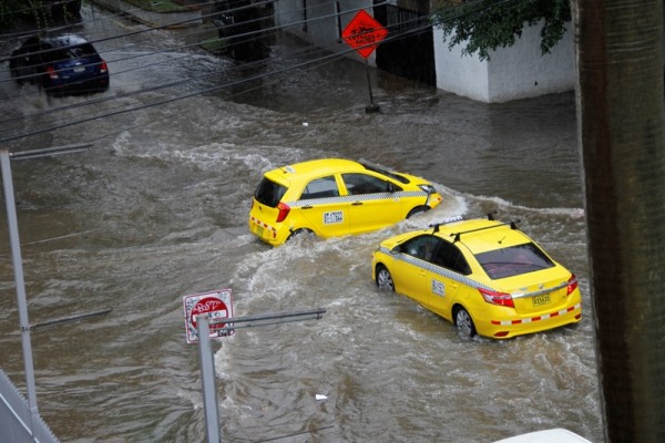 Residencias y calles afectadas por las lluvias