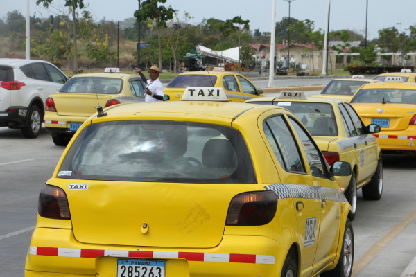 Transportistas anunciaron que presentarán recursos contra Uber