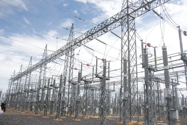 Incertidumbre por la licitación de la Cuarta Línea de Transmisión Eléctrica