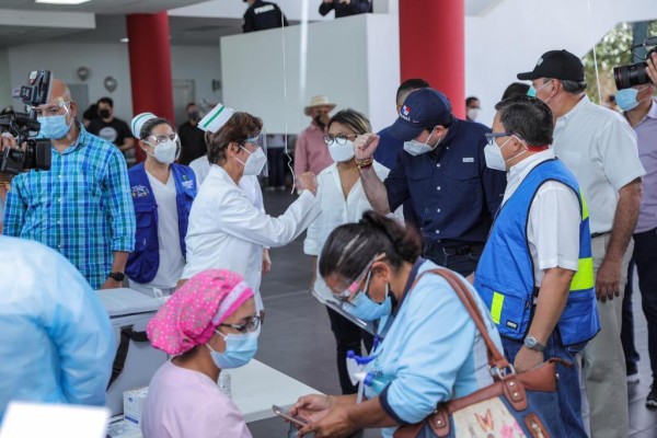 Vicepresidente visita Veraguas para fiscalizar el proceso de vacunación