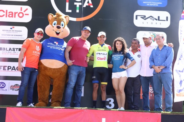 Panameños al frente de la Vuelta ciclísta a Chiriquí