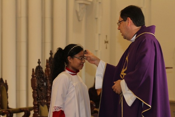 Sacerdotes impondrán cenizas en la Gran Terminal de Albrook y el Aeropuerto de Tocumen