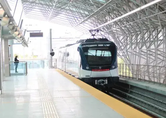 ML | Tren de la Línea 2.