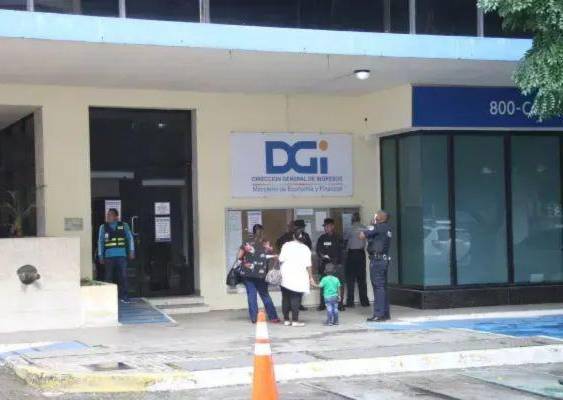 Tribunal ordena detención de 12 implicados en fraude al sistema e-Tax de la DGI