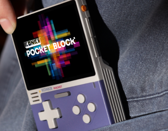 Videoconsola con IA KONKR Pocket BLOCK.