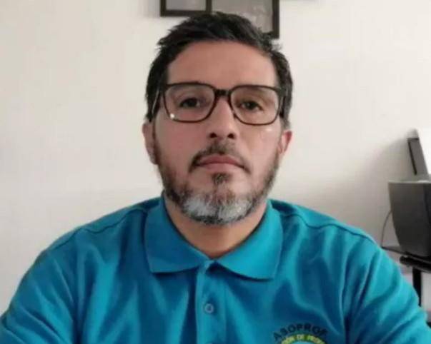 Red de diplomas falsos operaba en siete provincias
