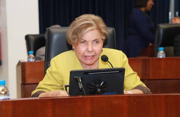 la transparencia”, Mayín Correa