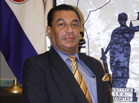 ML | El jurista Carlos Herrera Morán.