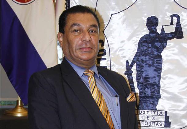 ML | El jurista Carlos Herrera Morán.
