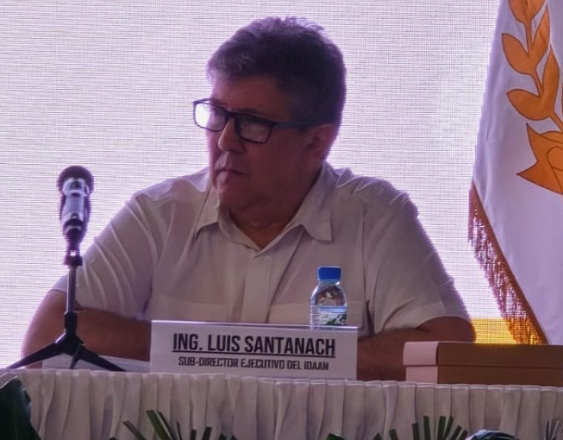 ML | Luis Santanach, director encargado del IDAAN.