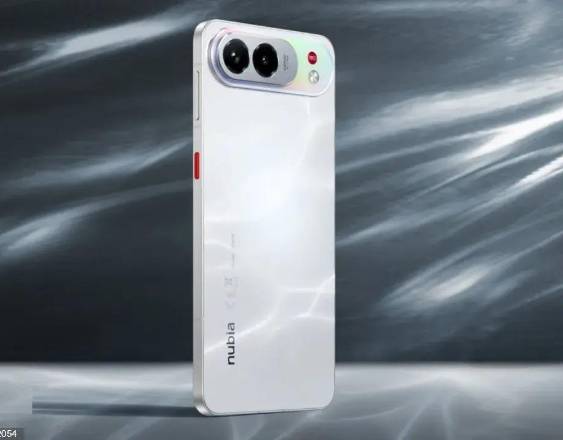 Portaltic/EP | Nubia Air Pro en color blanco- ZTE.