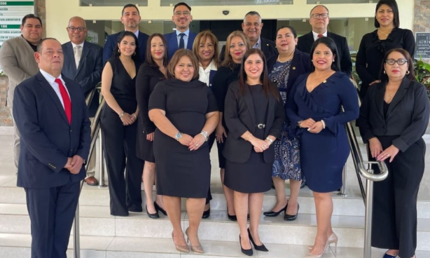 Licenciatura de Derecho y Ciencias Políticas de la Unachi logra acreditación de CONEAUPA