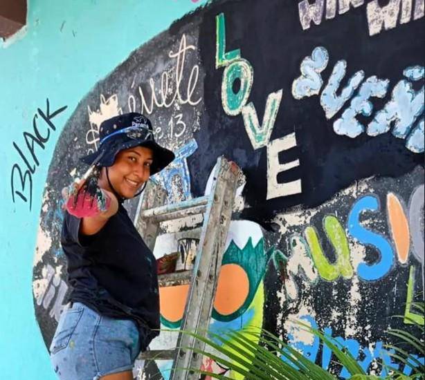 El Vivero de Edna florece entre historia