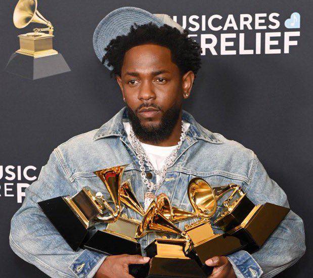 El rapero Kendrick Lamar encabeza con nueve nominaciones la lista de los premios Grammy