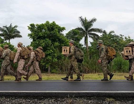 ML | Infantes de marina duraante un entrenamiento pasado.