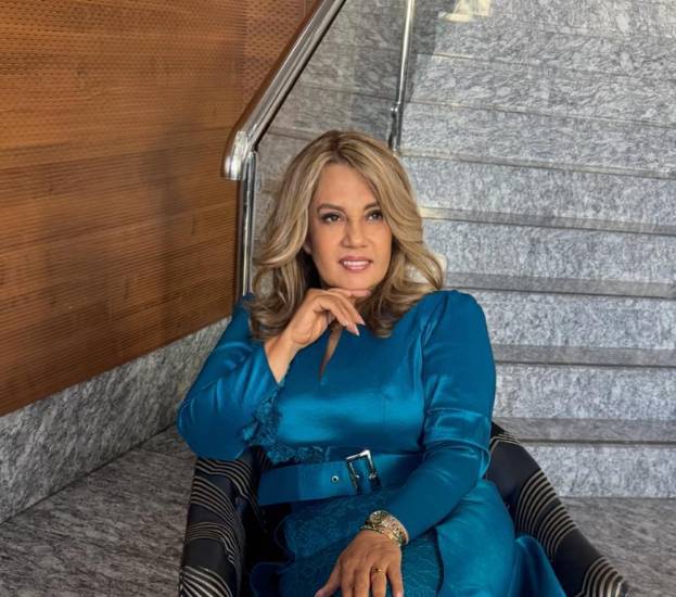 Decana de educación quiere ser la rectora de la Casa de Méndez Pereira