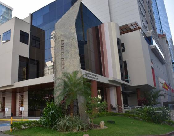 Sede de la Cámara Panameña de la Construcción (CAPAC).