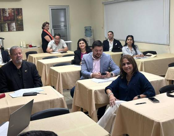Avanza mesa técnica para fortalecer las MIPYMES
