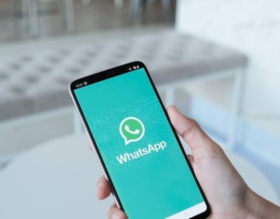 El logo de WhatsApp en un ‘smartphone’.