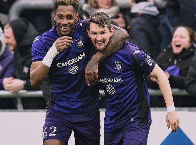 Los futbolistas panameños con mejor cotización en el mercado