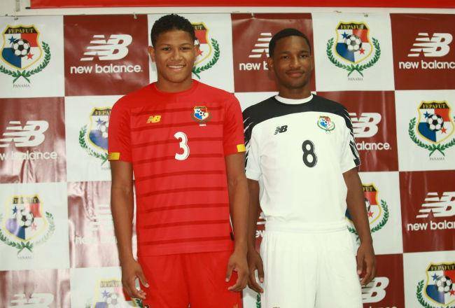 Evolución de la camiseta de la selección nacional de fútbol