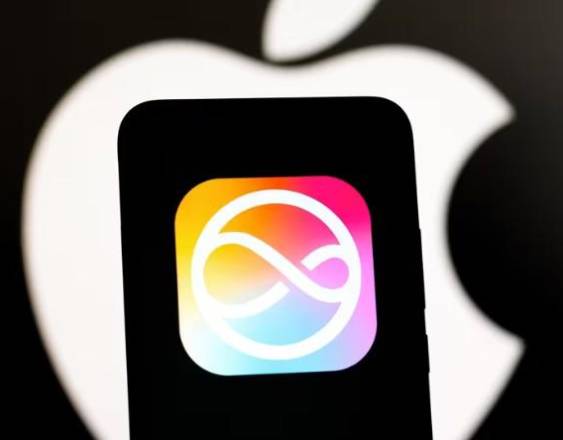 Ilustración del icono de Siri junto al logo de iPhone.