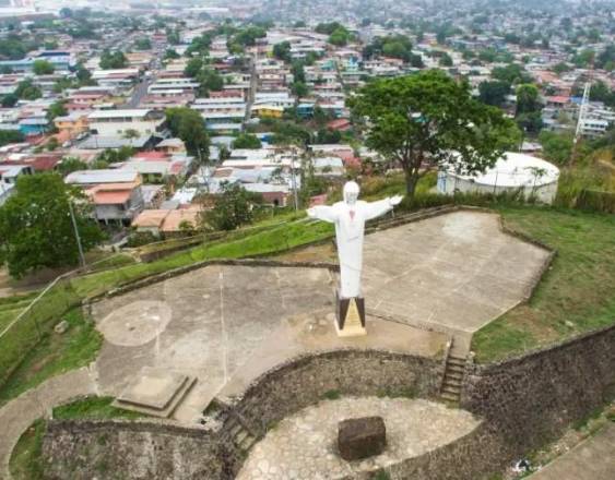 Cortesía | Imagen del Cristo Redentor en el distrito de San Miguelito.