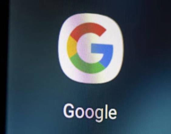 Foto del icono de Google en un móvil.- Fabian Sommer/dpa