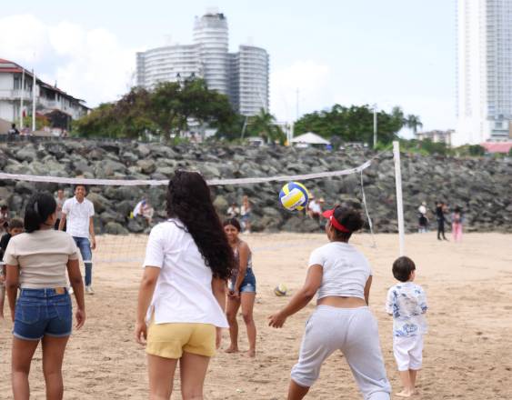 Inauguran La Playita - Las Garzas