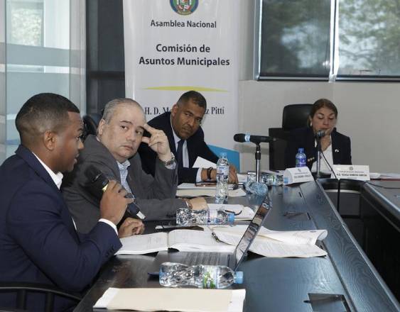 ML | Reunión de la Comisión.