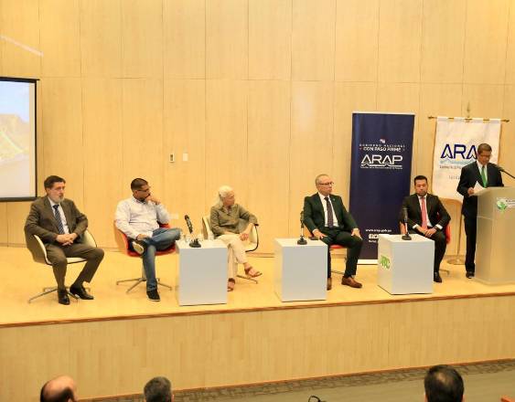 ML | Durante el foro “Pesca de Camarones y Peces Demersales: Mitos, Evidencia Científica y Realidades”.